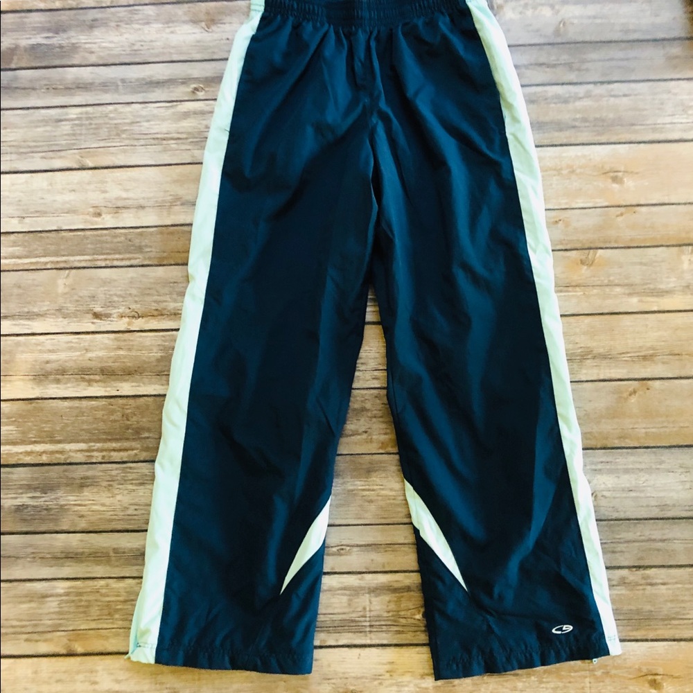 Girls size 8 navy blue champion sweatpants! - Picture 1 of 7
